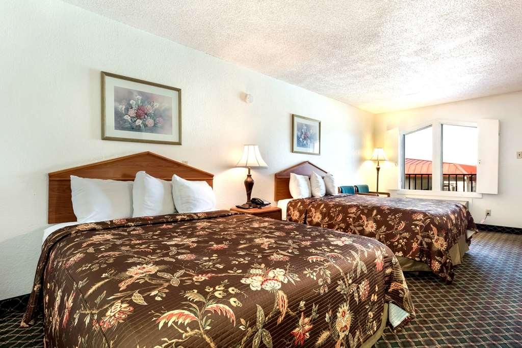 Americas Best Value Inn Paris Bilik gambar